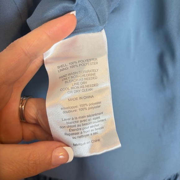 White Vera Wang V Neck Halter Gown Blue Size 12 - Picture 10 of 15